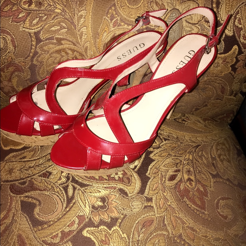 Guess/ Red patent leather heels With Flaws | size 9